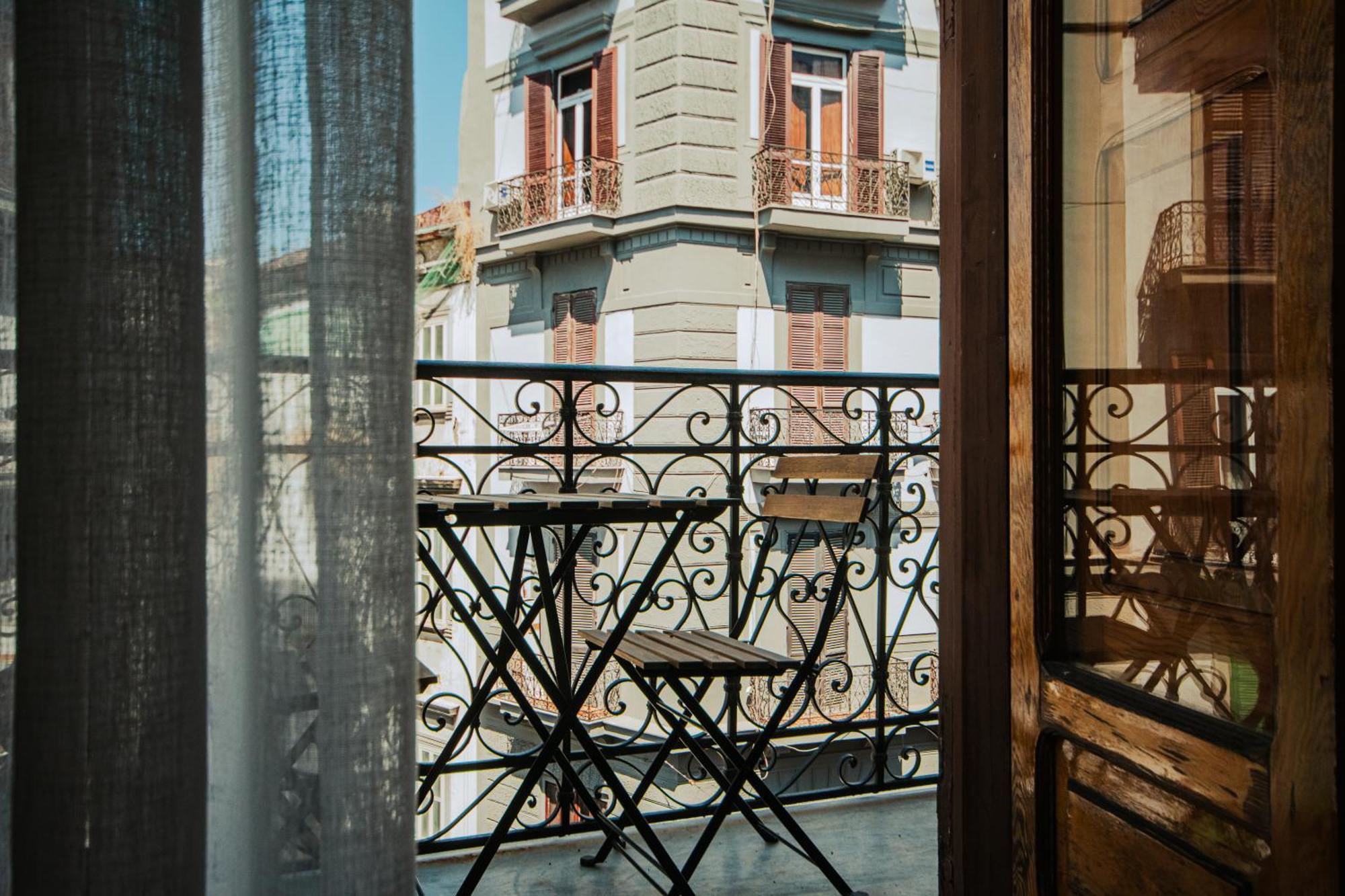 B&B Lara'S Home By I Borbone เนเปิลส์ ภายนอก รูปภาพ
